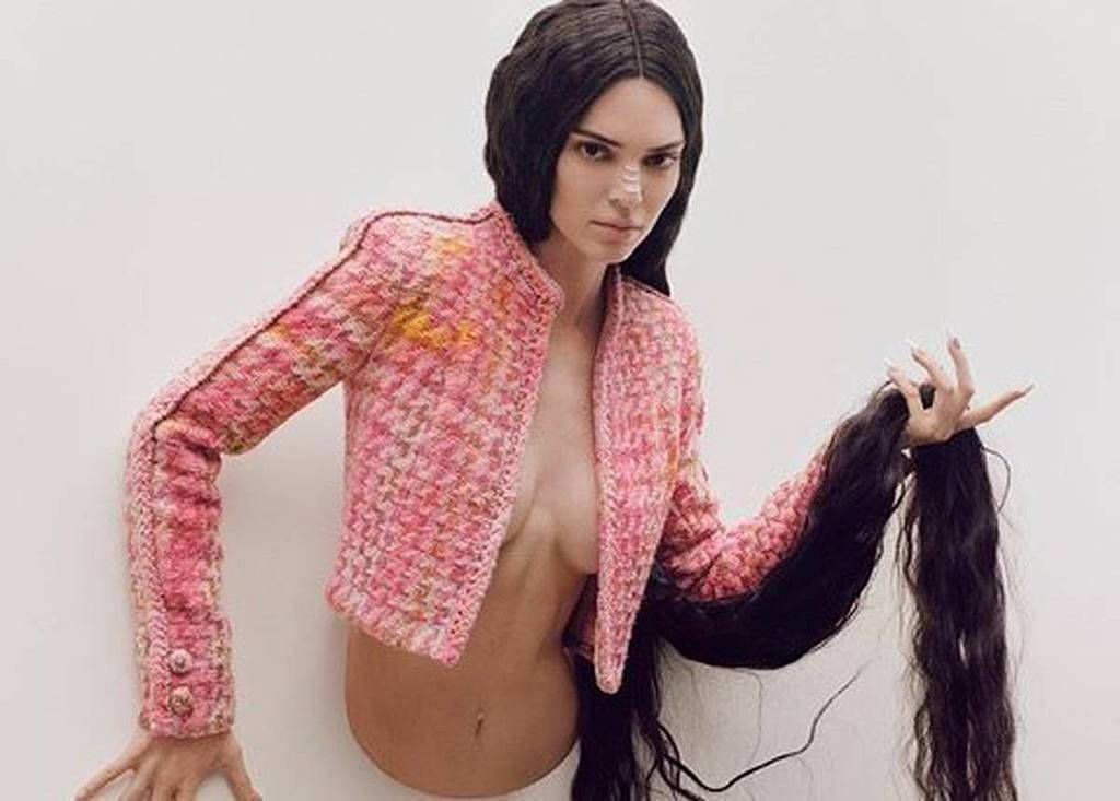 Kendall Jenner's bizarre nude photo shoot