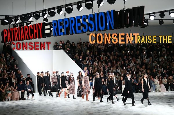 Dior plays with 1970s influences at Paris Fashion Week - Lifestyle - The  Jakarta Post