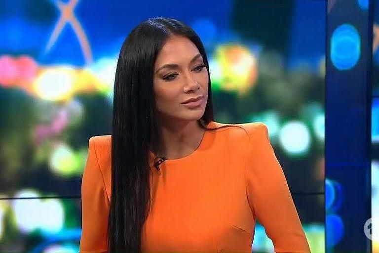 Nicole Scherzinger Laughs Off Unexpected Questions Nicole Scherzinger Laughs Off Unexpected Questions