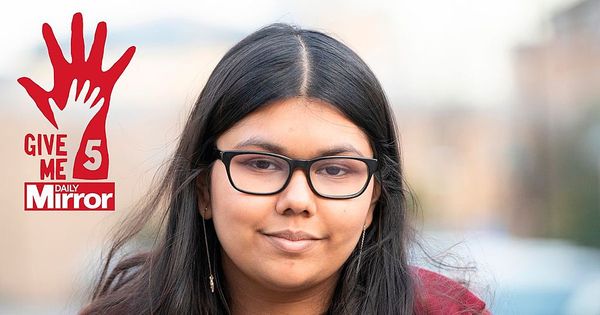 Teen who grew up in poverty and had no space to do homework offered place at Oxford