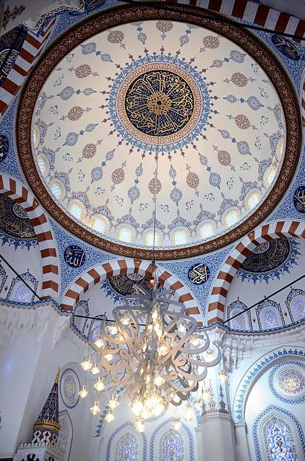 Tokyo mosque a hit for Instagrammable photos