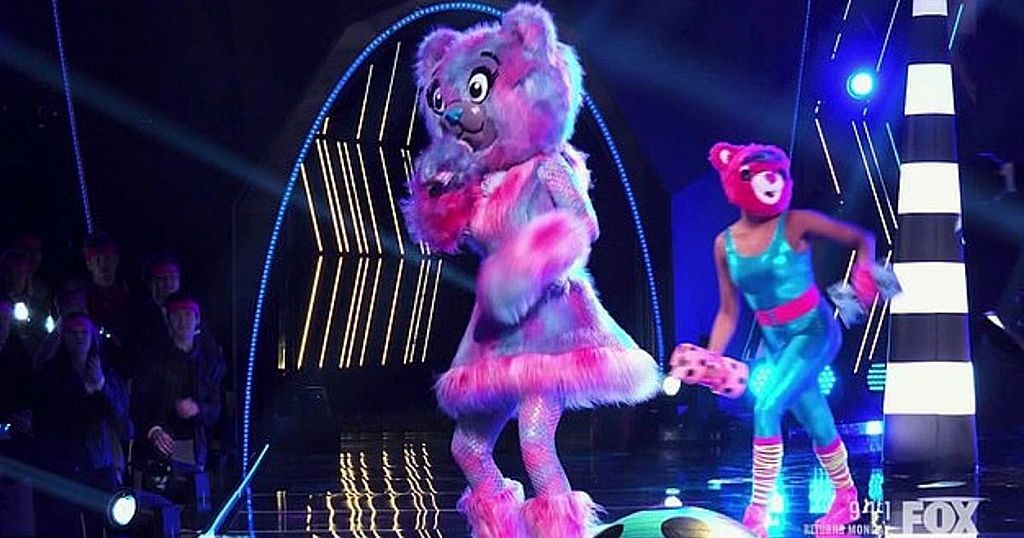 The Masked Singer US exposes Sarah Palin as Bear's…