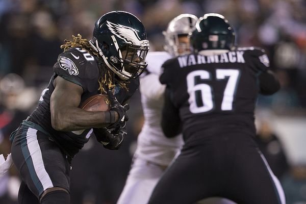 Seahawks make signing of guard Chance Warmack official