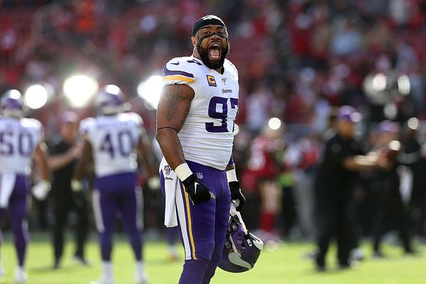 Report: Everson Griffen interested in Seahawks, waiting for Clowney