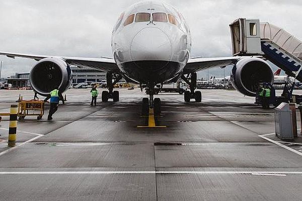 Coronavirus: Airlines are burning through cash at £400,000 per minute