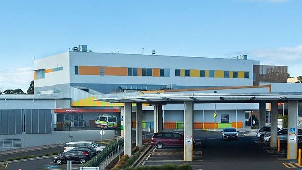 Hospital cluster probe finds staff worked while sick, Ruby Princess source of outbreak