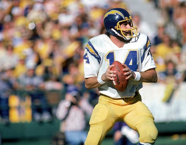 Remembering Don Shula: Reliving epic 1982 playoff game between Chargers, Dolphins