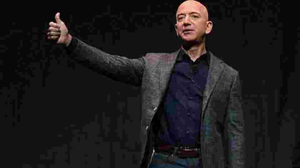 Amazon CEO Jeff Bezos could become world’s first…