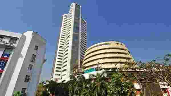 Markets recover nearly 5% led by financial stocks, recovery in global shares aid