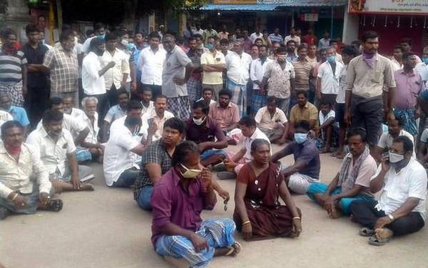 Tension prevails in Tamil Nadu’s Sattankulam as trader, son held during lockdown die