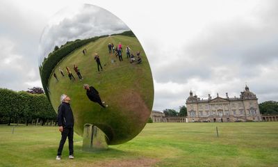 Anish Kapoor says art gallery 'tokenism' with diversity must end