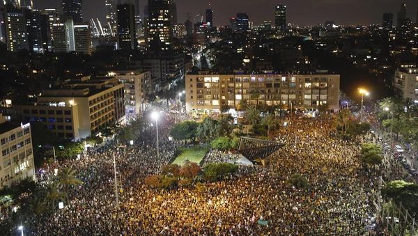Israelis protest against government’s economic response to virus