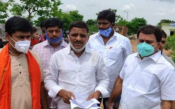 Teenmaar Mallanna allegedly attacked by ‘TRS goons’