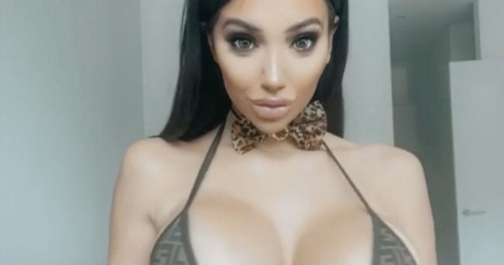 Chloe Khan shocks fans as she jiggles her breasts in…