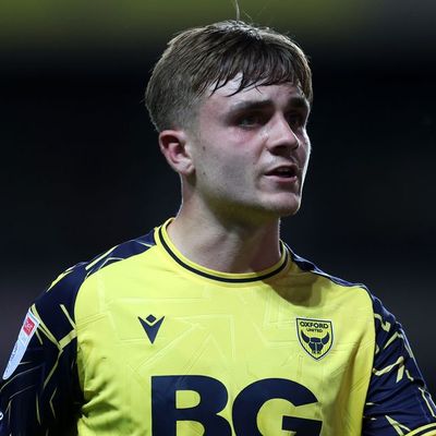 Leeds United loanee Lewis Bate set to miss rest of the season for Oxford United