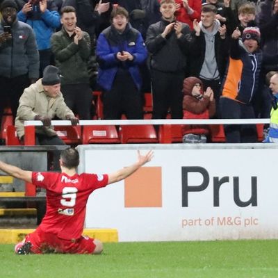 Stirling Albion boss warns side face 'nine cup finals' in quest for League 2 title