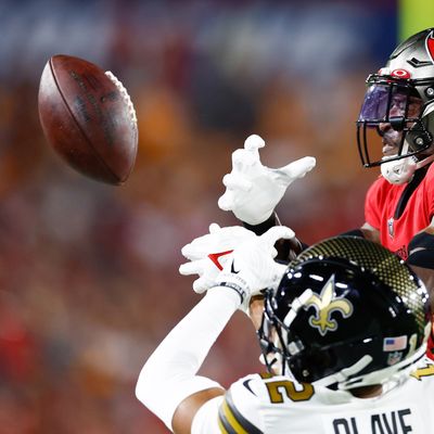 Eagles hosted versatile safety Keanu Neal on a free agent visit