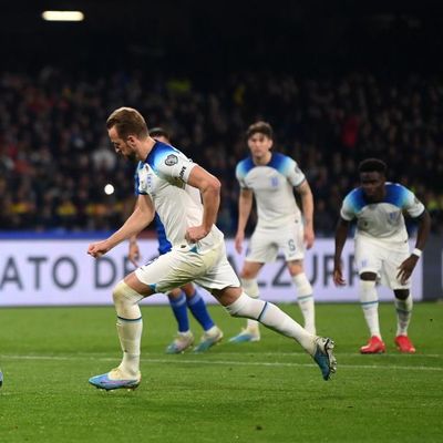 Harry Kane completes cycle of England hotshots with goals record