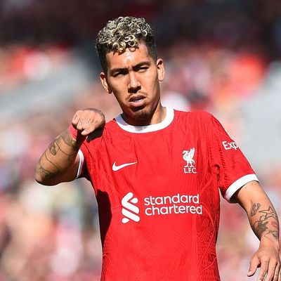 Roberto Firmino sends touching message as Fabinho shares shock reaction to Liverpool forward's exit