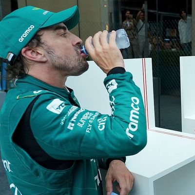 Max Verstappen and Fernando Alonso gesture missed by F1 TV cameras speaks volumes
