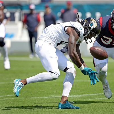 Jaguars a mess in every facet of 37-17 loss to Texans in Week 3