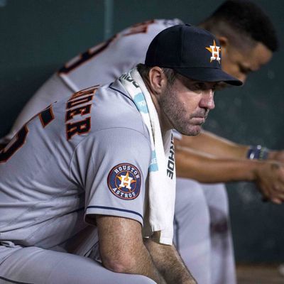 Free-Falling Astros Face ‘Hell Week’ With MLB Playoff Hopes, Dynasty at Stake