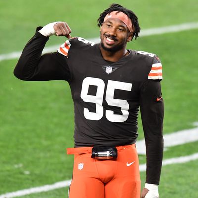 Studs and Duds: Stars shine brightly in Browns win over Titans