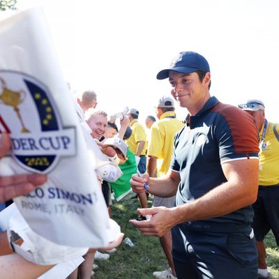 Viktor Hovland’s hole-in-three ignites European passion on eve of Ryder Cup