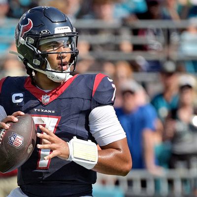 NFL Week 4 DFS Bargain Picks: Making a Dart Throw at Running Back