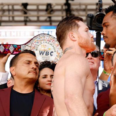 Canelo Álvarez beats Jermell Charlo to retain undisputed super middleweight championship – as it happened