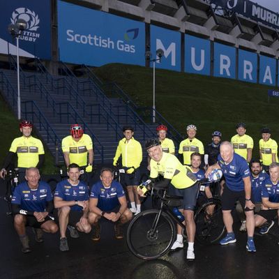 Rugby star Kenny Logan and celebrity team set off on 700-mile charity challenge
