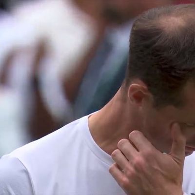 Andy Murray: Roger Federer leads tributes in emotional Wimbledon ceremony