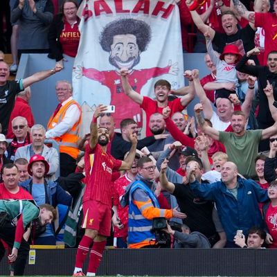 Liverpool surge to Premier League title after emphatic 5-1 win against Spurs