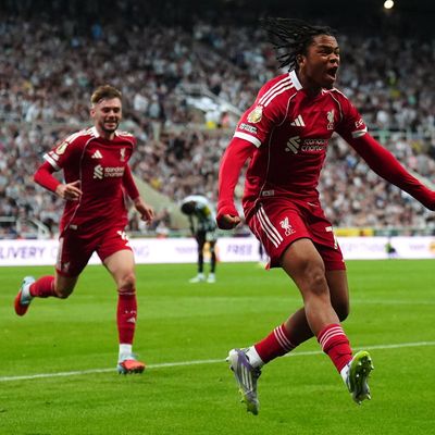 Virgil van Dijk hails Rio Ngumoha’s ‘dream debut’ for Liverpool at Newcastle