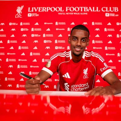 'Long journey to get here': Alexander Isak first words as a Liverpool player after completing record transfer